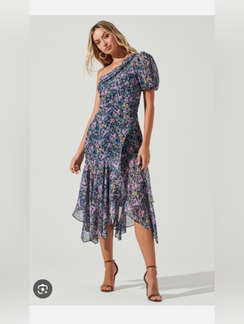 NWOT! ASTR The Label Anthro Summer Santorini Women's Navy/Lilac Midi-Dress Small
